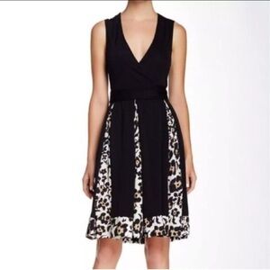 Diane Von Furstenberg Silk Black Animal‎ Print Formal Wrap Dress Size 2